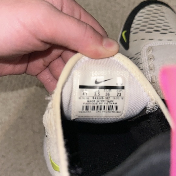 Air 270’s - Picture 7 of 7